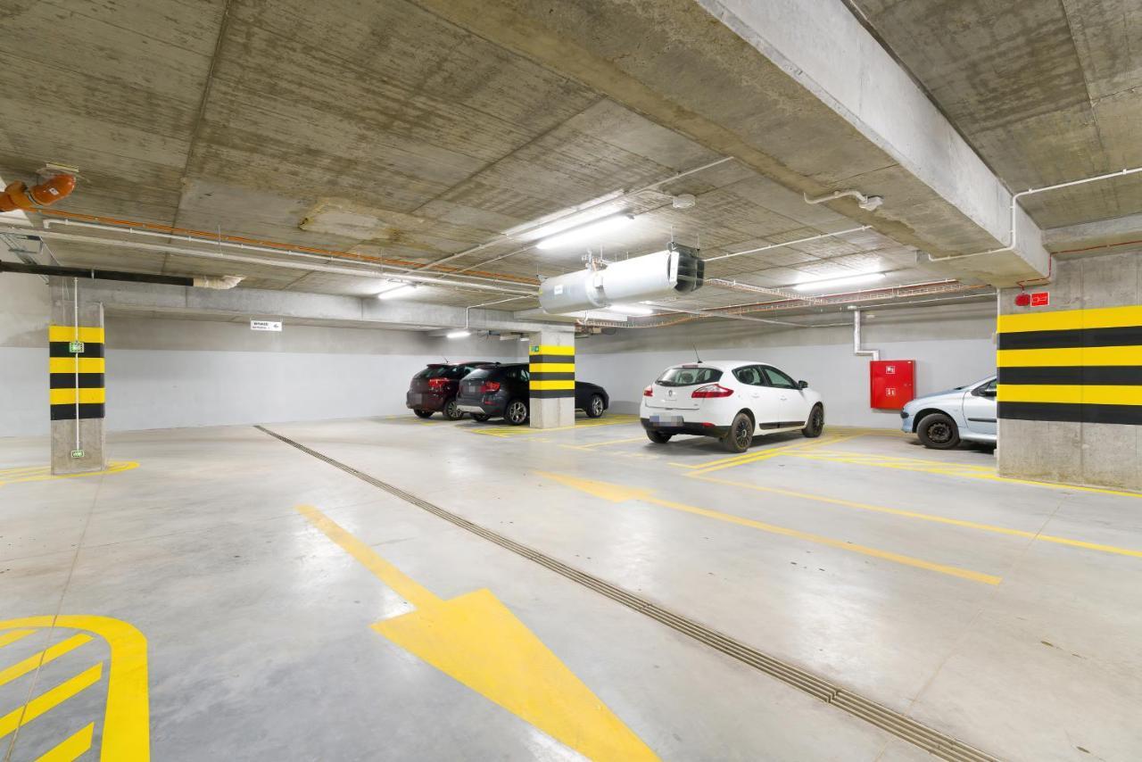 Apartments Poznan Chwaliszewo Residence With Free Garage By Noclegi Renters Exterior photo