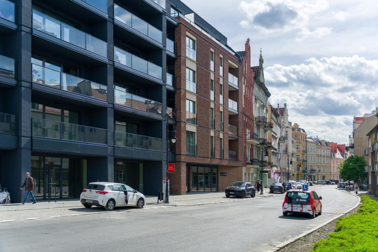 Apartments Poznan Chwaliszewo Residence With Free Garage By Noclegi Renters Exterior photo