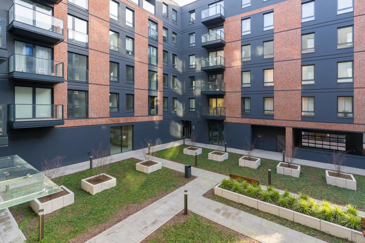 Apartments Poznan Chwaliszewo Residence With Free Garage By Noclegi Renters Exterior photo